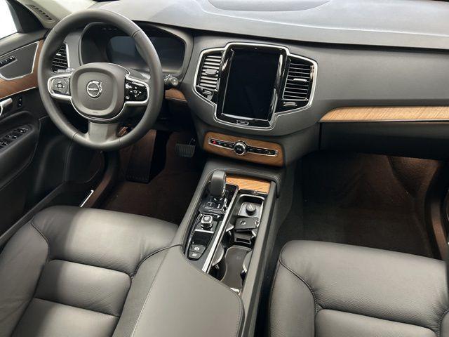 new 2025 Volvo XC90 car, priced at $65,765