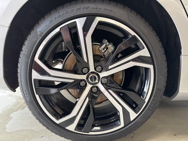 used 2024 Volvo S60 car, priced at $37,698