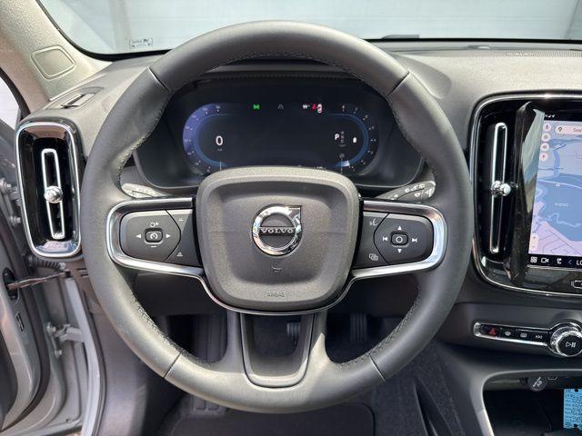 new 2025 Volvo XC40 car, priced at $51,145