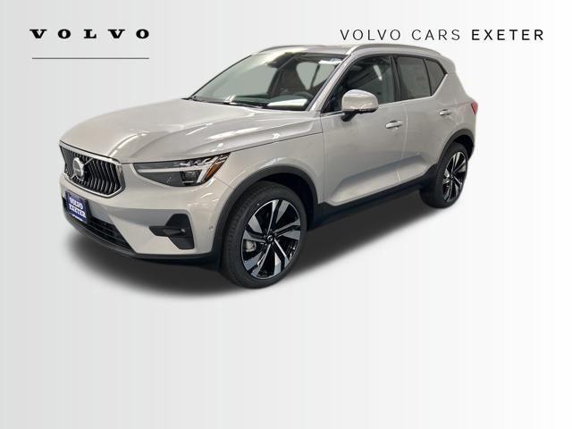 new 2025 Volvo XC40 car, priced at $51,060