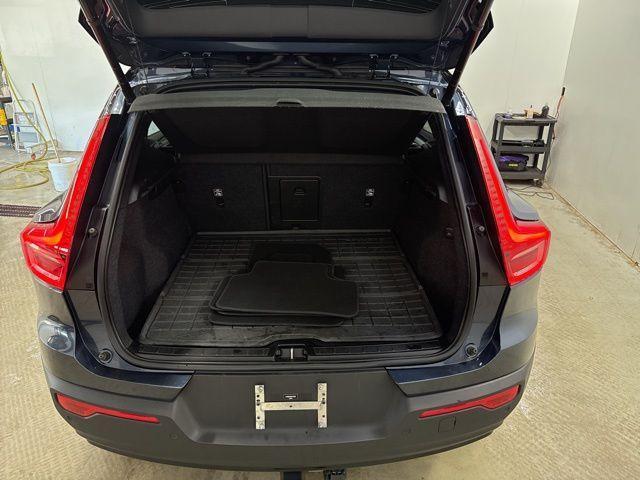 used 2022 Volvo XC40 Recharge Pure Electric car, priced at $29,897