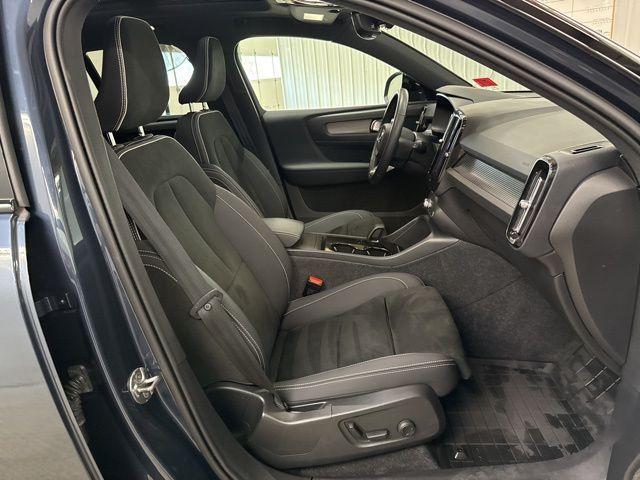 used 2022 Volvo XC40 Recharge Pure Electric car, priced at $29,897