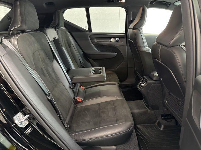 used 2021 Volvo XC40 car, priced at $27,599