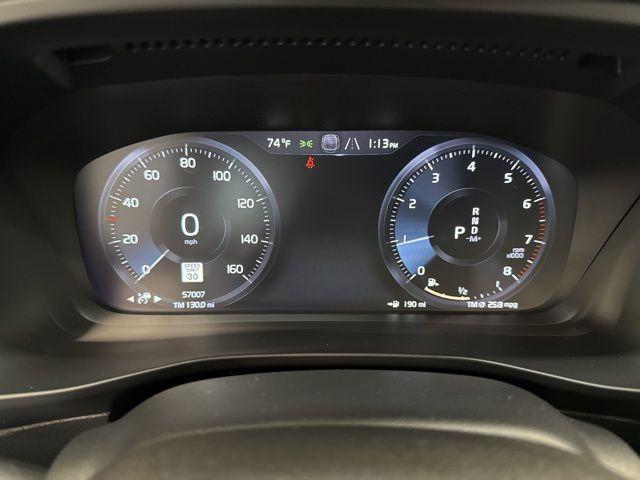 used 2021 Volvo XC40 car, priced at $27,599