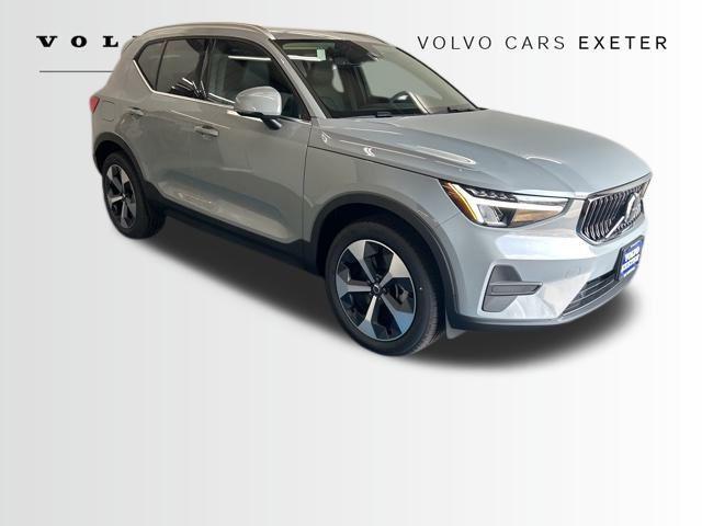 new 2025 Volvo XC40 car, priced at $46,015