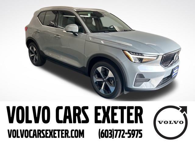 new 2025 Volvo XC40 car, priced at $46,015