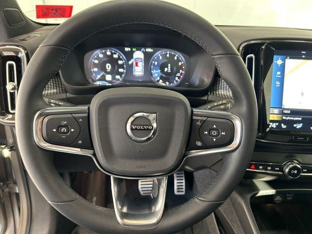 used 2022 Volvo XC40 car, priced at $32,487