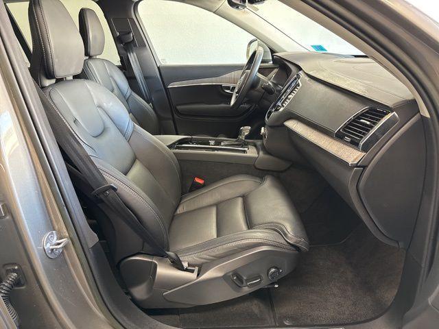 used 2022 Volvo XC90 car, priced at $53,999