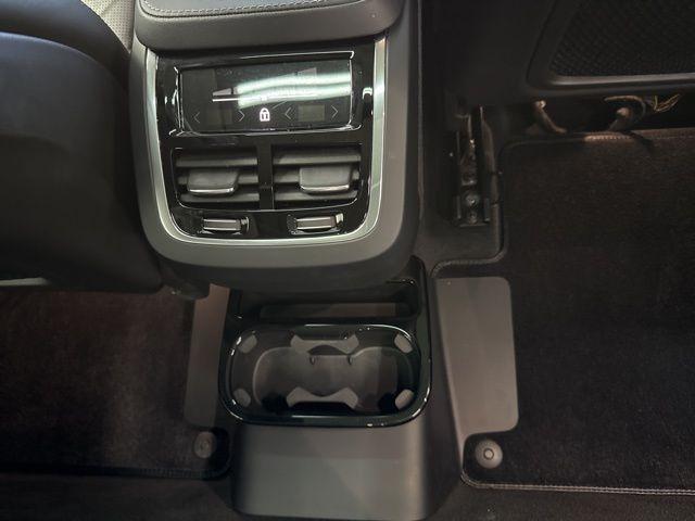 used 2022 Volvo XC90 car, priced at $53,999