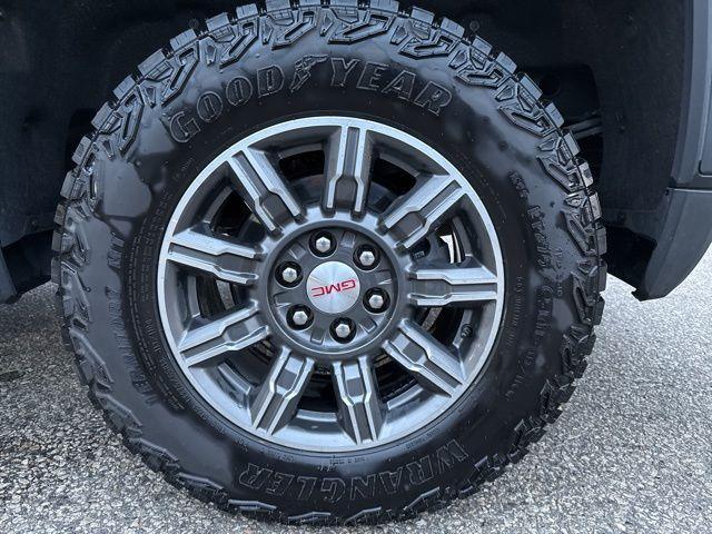 used 2025 GMC Sierra 1500 car, priced at $59,605