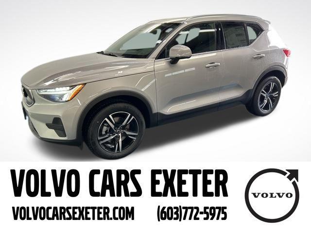 new 2025 Volvo XC40 car