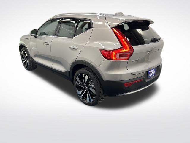 new 2025 Volvo XC40 car, priced at $49,040