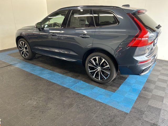 new 2025 Volvo XC60 car, priced at $55,335