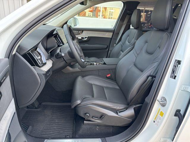 new 2025 Volvo XC90 Plug-In Hybrid car, priced at $82,405