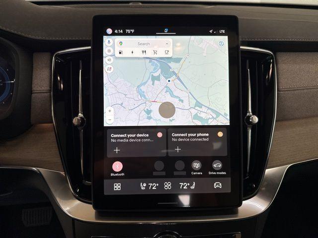 new 2025 Volvo XC90 Plug-In Hybrid car, priced at $82,735