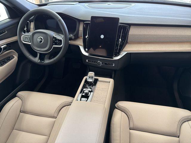 new 2025 Volvo XC90 Plug-In Hybrid car, priced at $82,735