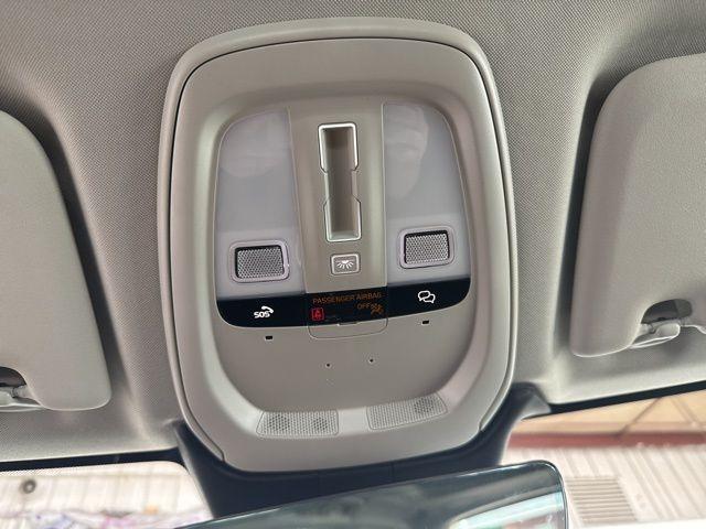 used 2023 Volvo XC60 car, priced at $42,993