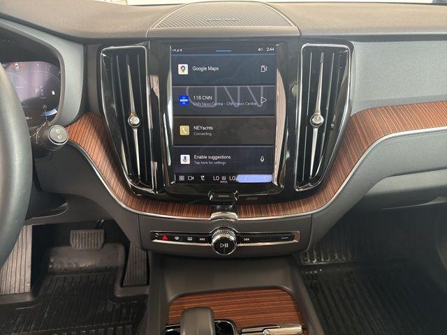 used 2023 Volvo XC60 car, priced at $42,993