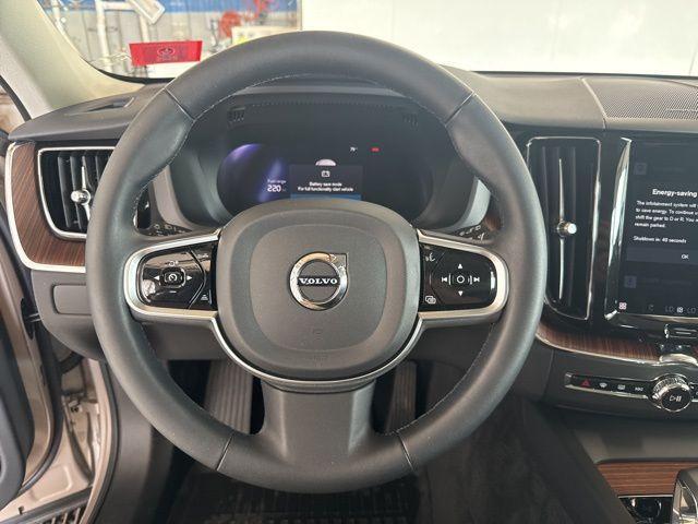used 2023 Volvo XC60 car, priced at $42,993