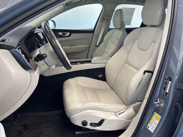 used 2022 Volvo XC60 car, priced at $36,457