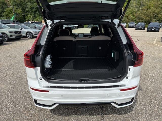 new 2026 Volvo XC60 Plug-In Hybrid car, priced at $69,285