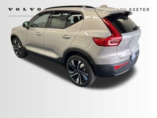new 2025 Volvo XC40 car, priced at $52,215