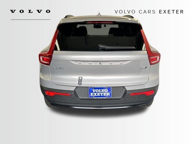 new 2025 Volvo XC40 car, priced at $52,215