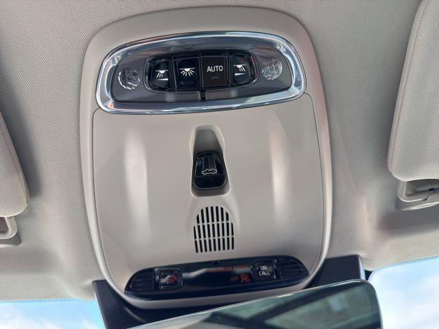 used 2022 Volvo XC90 car, priced at $36,974