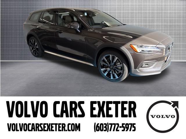 new 2025 Volvo V60 Cross Country car, priced at $58,905