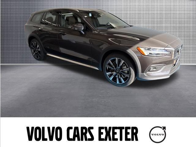 new 2025 Volvo V60 Cross Country car, priced at $58,905