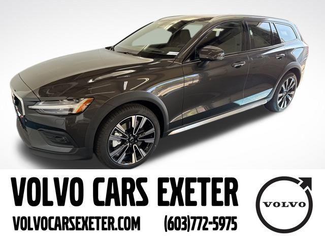 new 2025 Volvo V60 Cross Country car, priced at $58,905