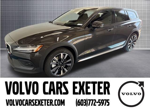 new 2025 Volvo V60 Cross Country car, priced at $58,905