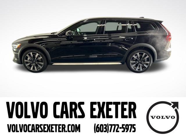 new 2025 Volvo V60 Cross Country car, priced at $61,720