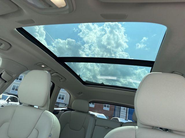 used 2022 Volvo XC60 car, priced at $36,593