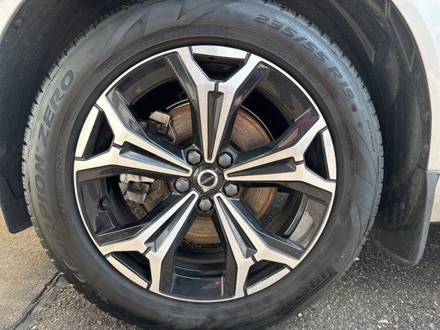 used 2022 Volvo XC60 car, priced at $36,593