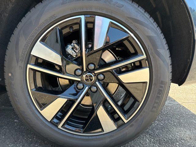new 2026 Volvo XC60 car, priced at $56,775