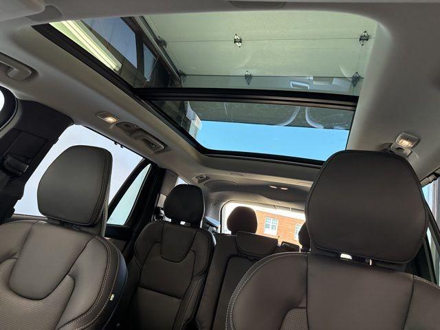 new 2025 Volvo XC90 car, priced at $72,645