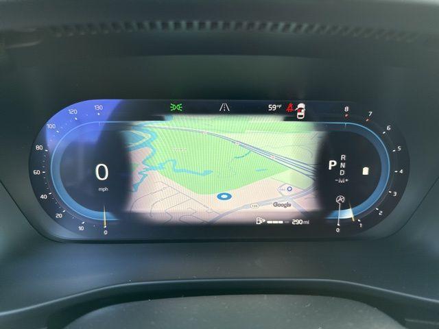 new 2025 Volvo XC40 car, priced at $50,235