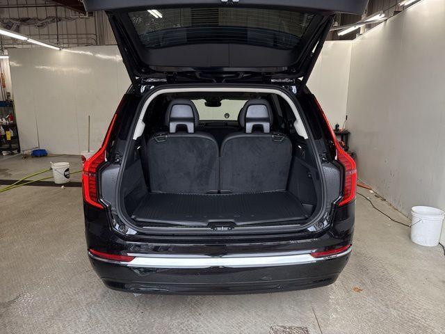new 2026 Volvo XC90 car, priced at $75,155