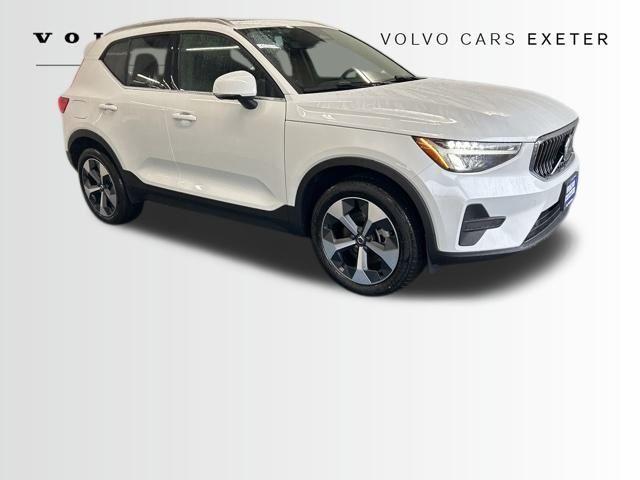 new 2025 Volvo XC40 car, priced at $46,015