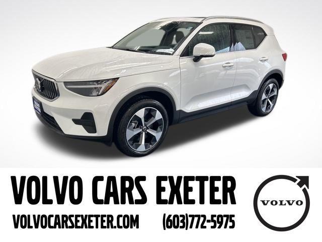 new 2025 Volvo XC40 car, priced at $44,015