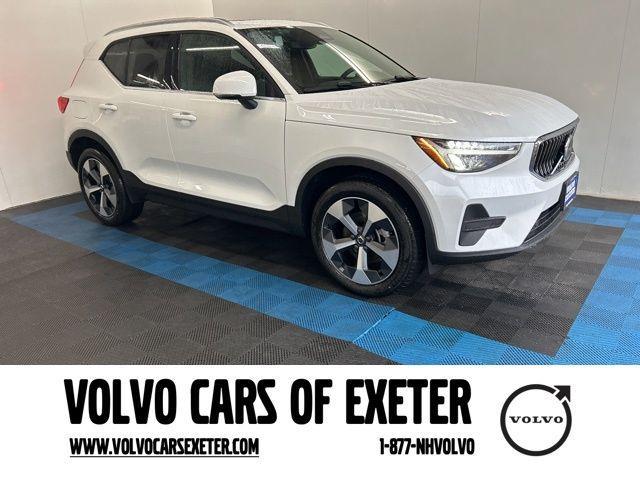 new 2025 Volvo XC40 car, priced at $44,015