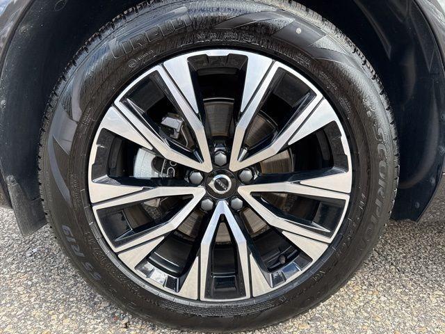 used 2025 Volvo XC60 car, priced at $41,509