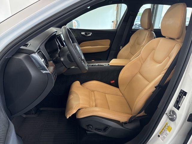used 2022 Volvo XC60 car, priced at $40,807