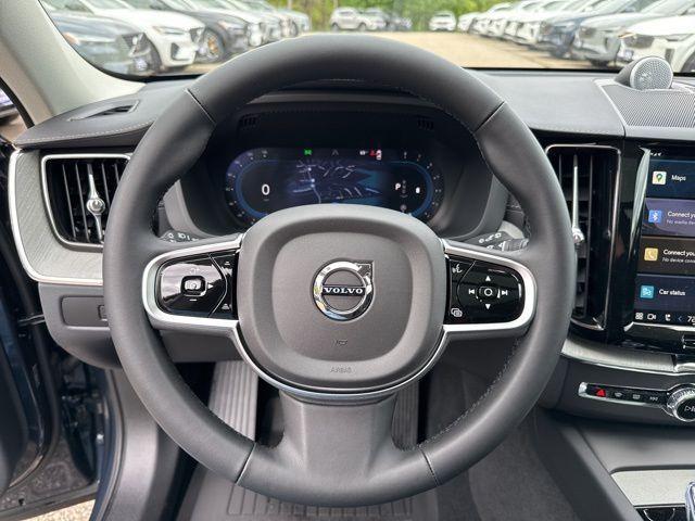 new 2025 Volvo XC60 car