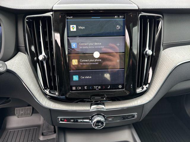new 2025 Volvo XC60 car
