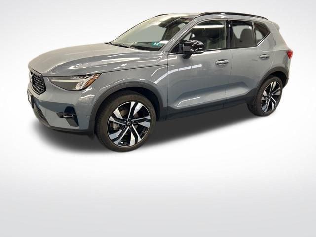 used 2023 Volvo XC40 car, priced at $35,973