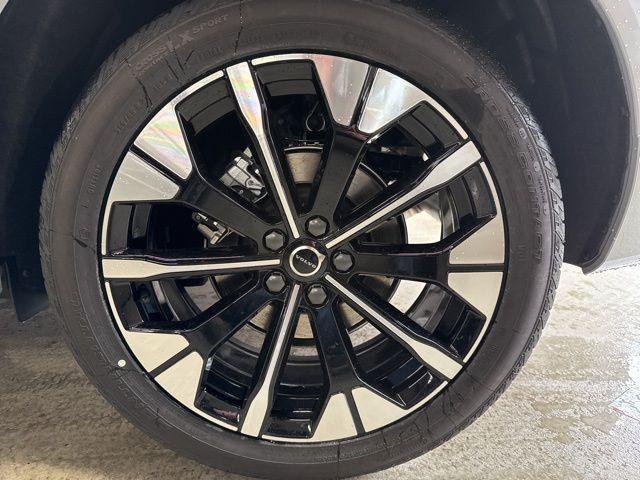 new 2026 Volvo XC60 car, priced at $58,750
