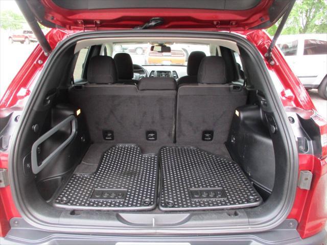 used 2015 Jeep Cherokee car, priced at $9,999