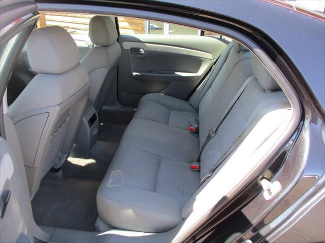 used 2009 Chevrolet Malibu car, priced at $3,395